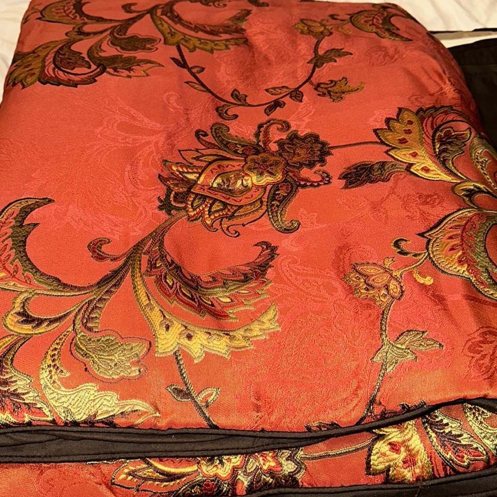 Jacquard Orange Comforter Set - Picture 6 of 13